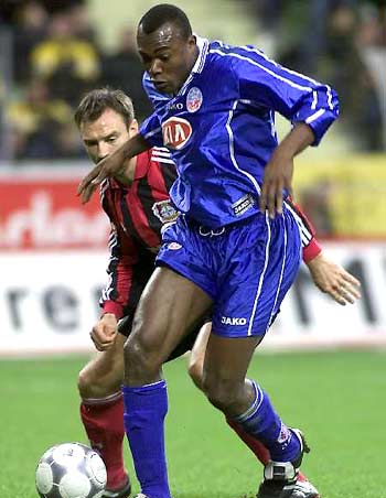 展提供了平 展提供了平